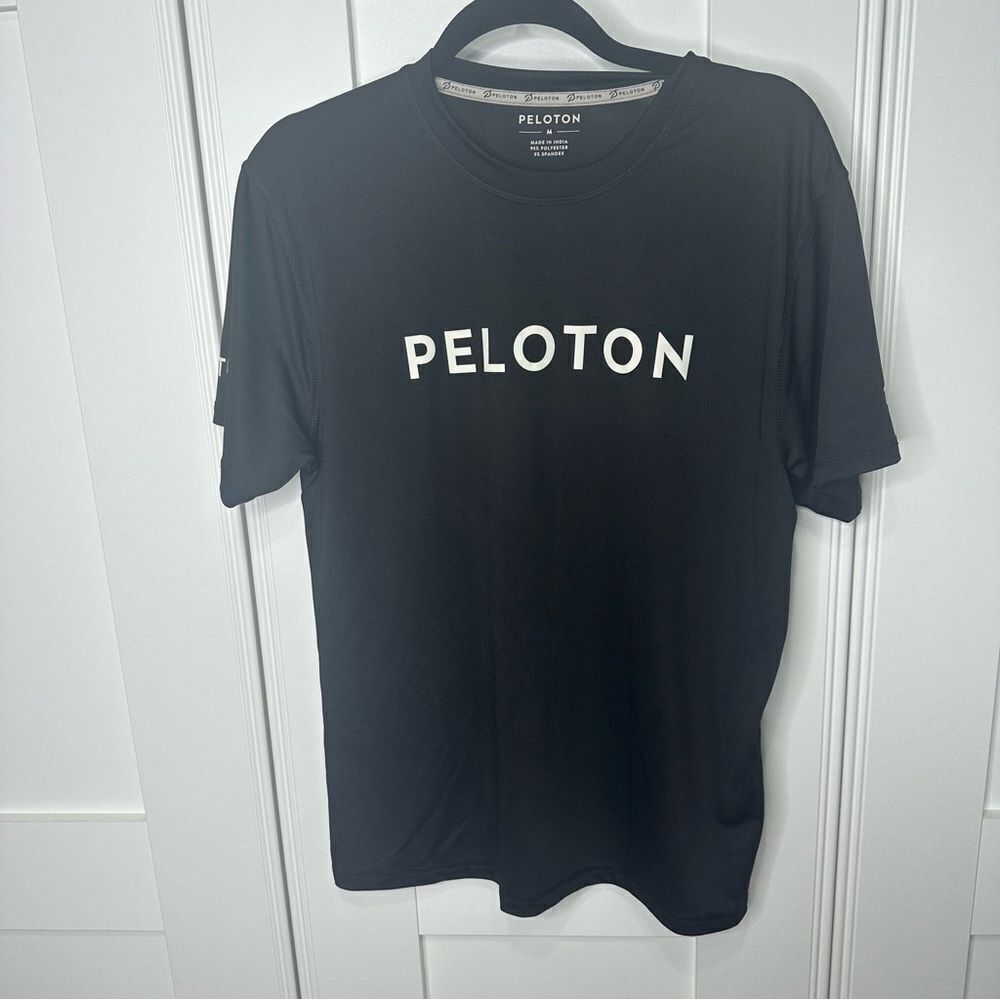 Peloton Men's Black T-Shirt Medium (M1)